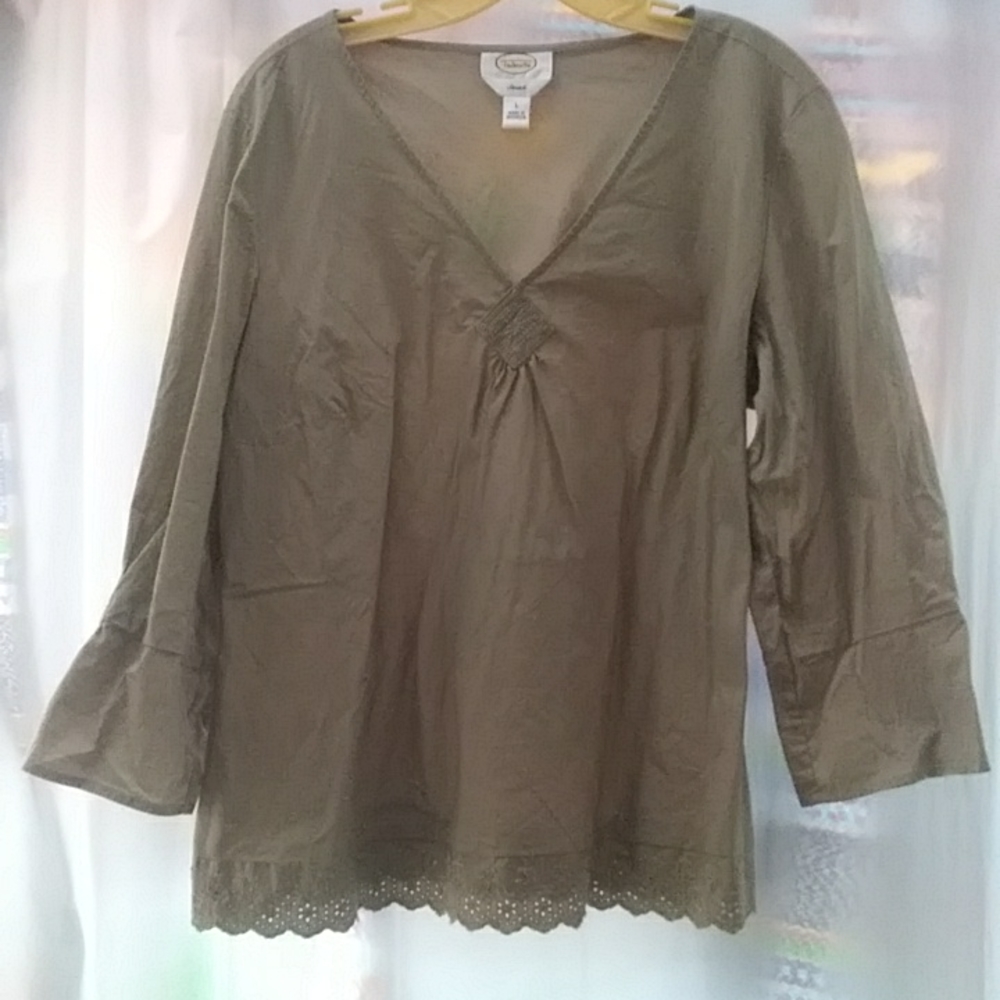 Talbots L Olive V Neck With Lace Bottom - Picture 3 of 10